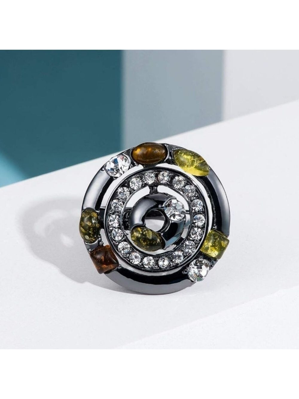 Round Shape Colorful Crystal Setting Statement Ring - Picture 4 of 6